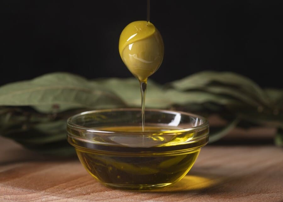 Beneficios del AOVE para el corazón: protección natural